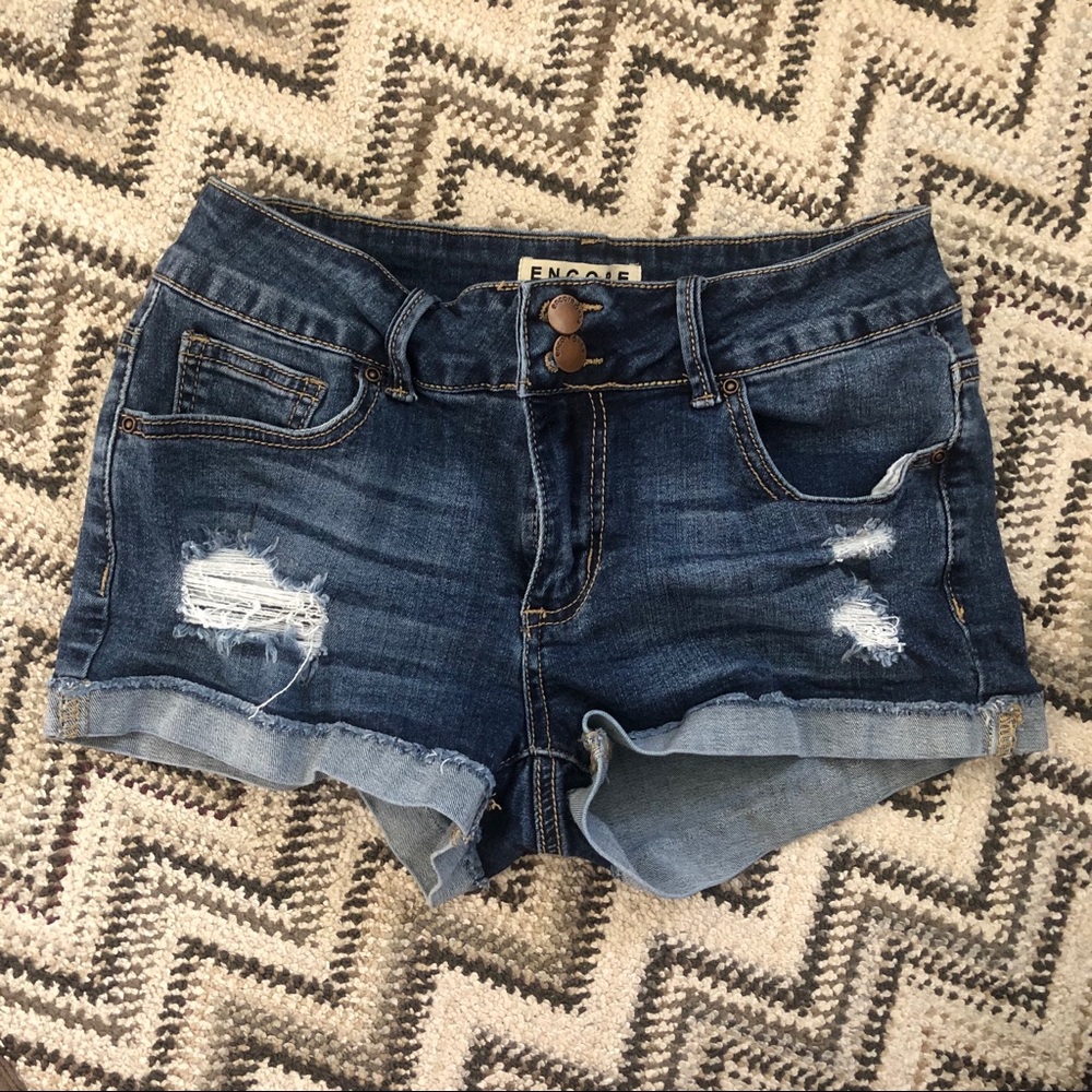 Cuffed Shorts (LIKE NEW)
